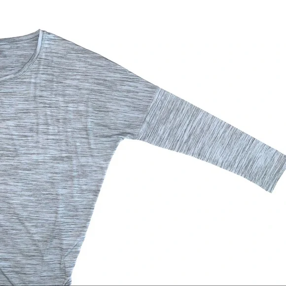 SOLD 💕NEW Athleta Flow Top Essence Spacedye in Glacial Blue/Anthracite Grey - Picture 5 of 14